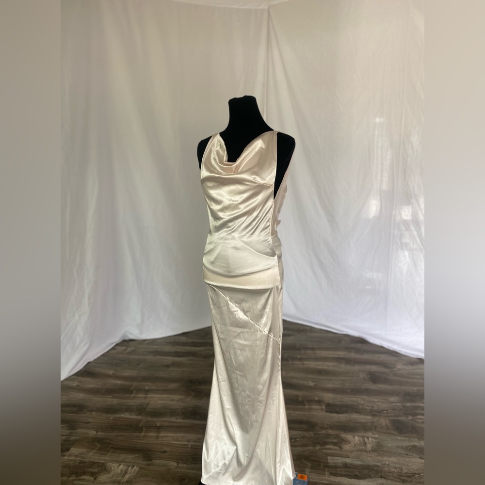 Champagne Open-back Cowl-Neck Sheath Fitted Maxi Dress Women’s Size Small S